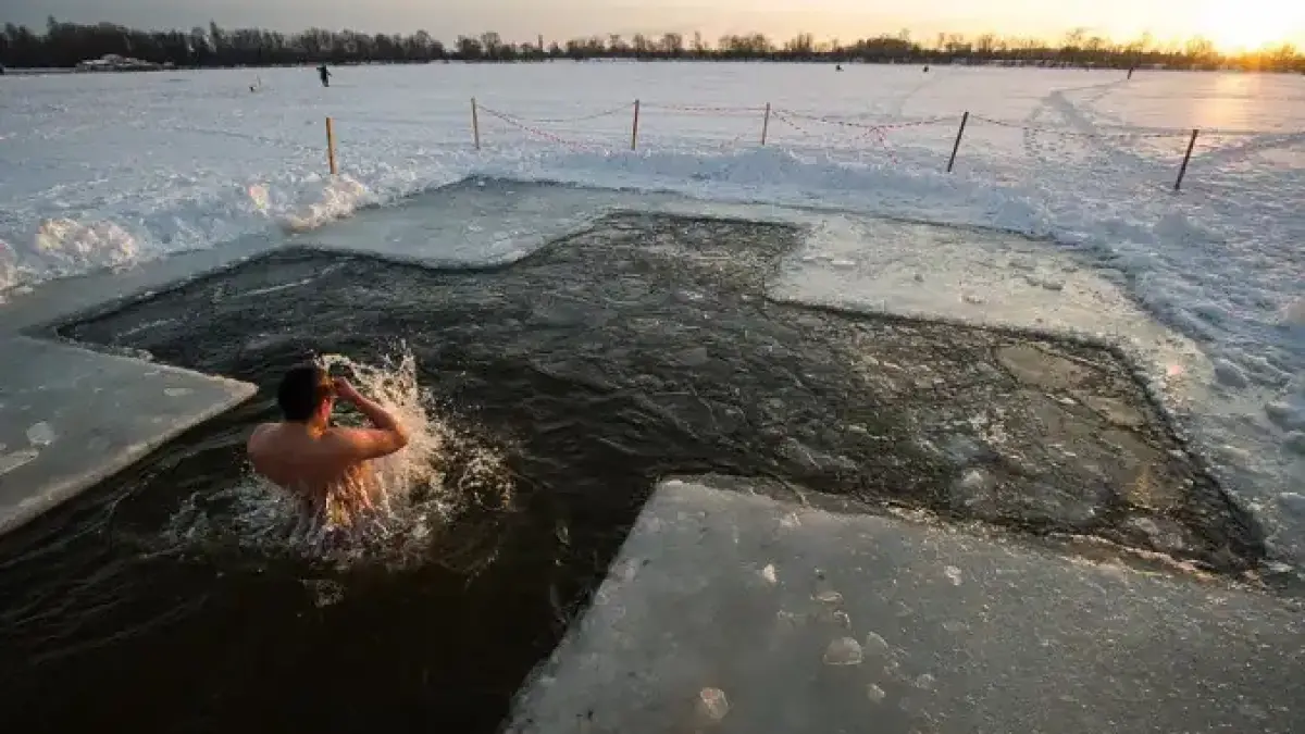 Крещенские купания — запрещены в Нур-Султане, разрешены в Алматы