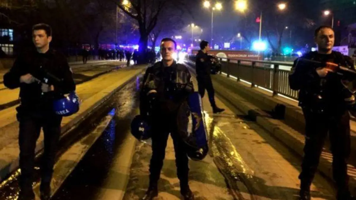 Переворот в Турции: Взрыв в аэропорту Ататюрка в Стамбуле
