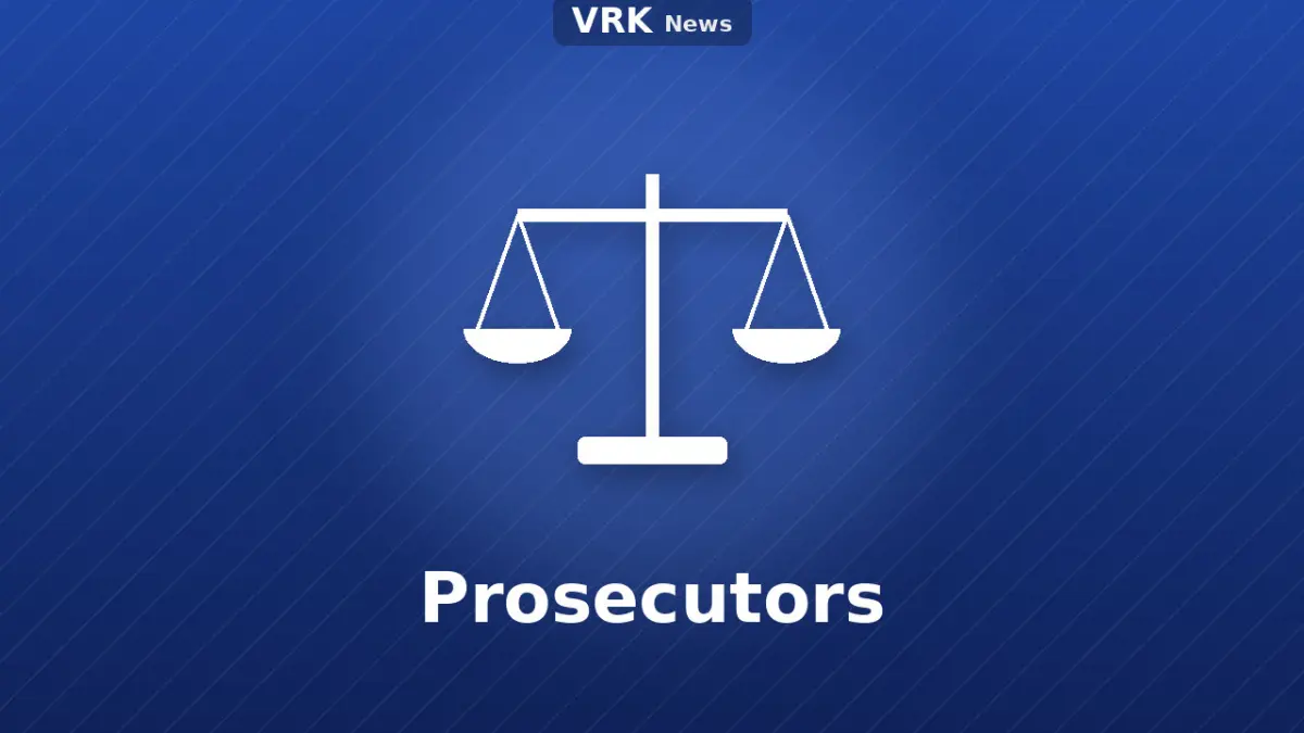 Graphic: scales of justice