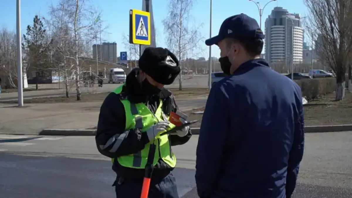 Возобновить в Нур-Султане полицейские патрули, призвал политолог