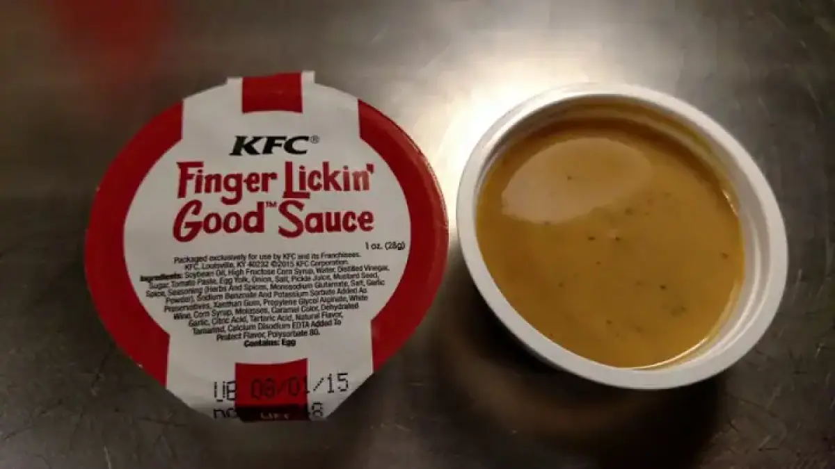 Коронавирус «съел» слоган компании KFC