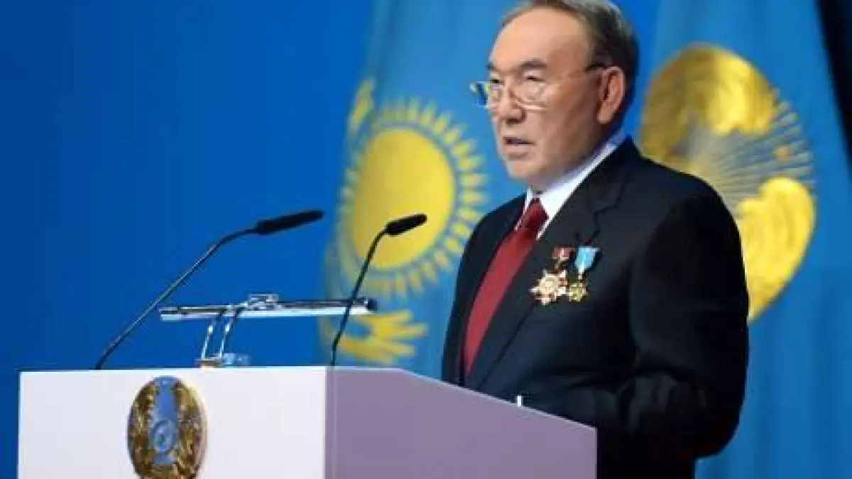 Нурсултан Назарбаев поздравил Казахстан с Днем Независимости