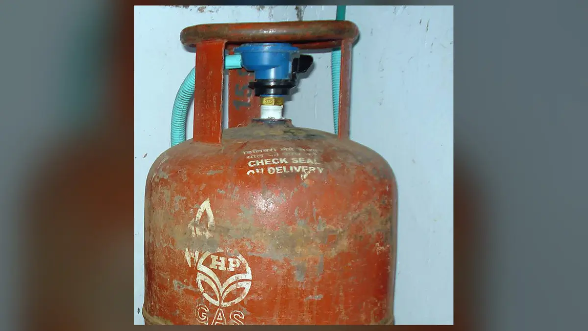 A liquefied gas cylinder (illustrative photo)