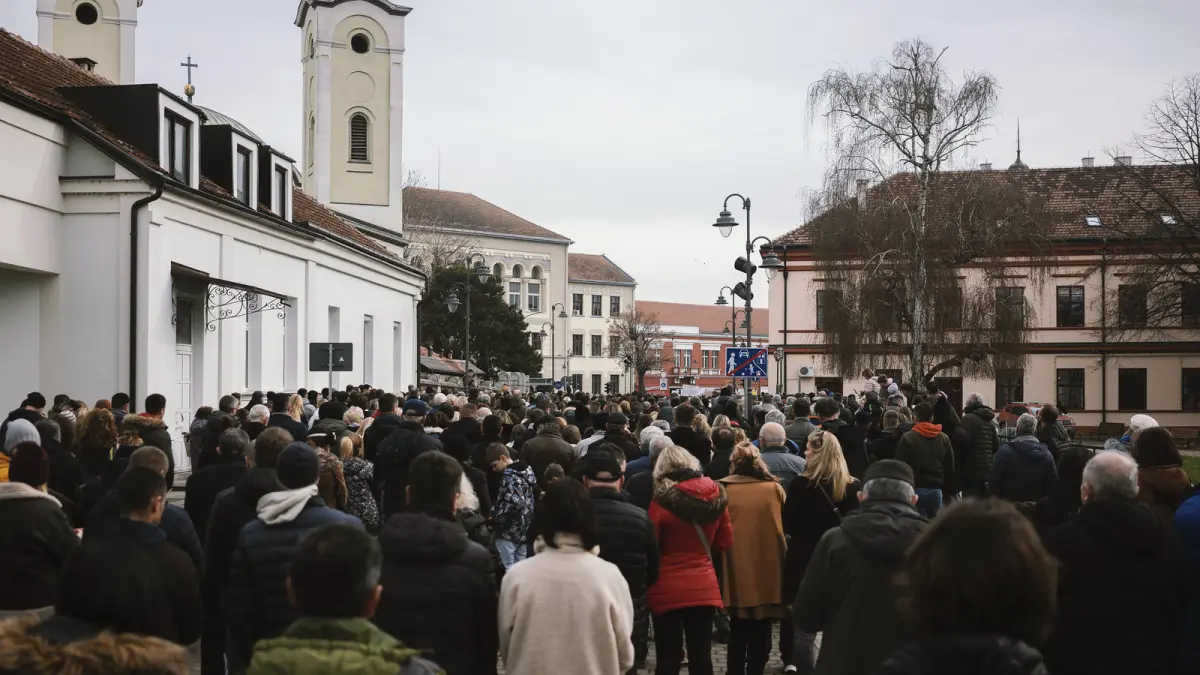 Протест в Сербии после обрушения навеса в Нови-Саде