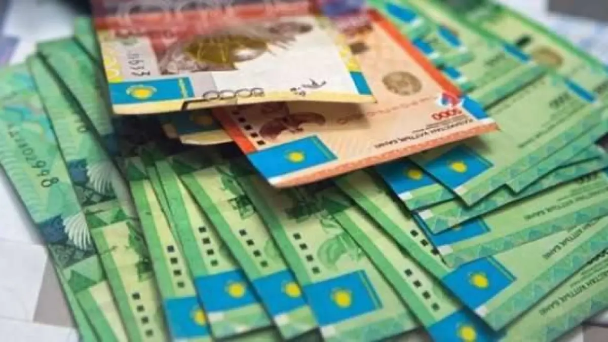 KASE: доллар достиг показателя в 255,38 тенге