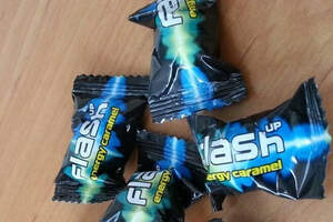 Энергетическими конфетами отравился школьник в Атырау 