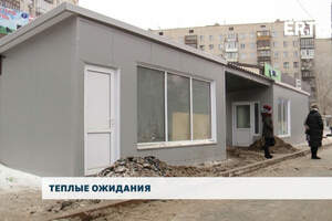 Теплые остановки Павлодара год стоят закрытыми. Видео 
