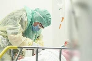 Раскрыты детали заражения коронавирусом в новых 16 случаях 