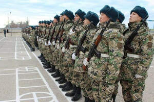 Военнообязанных Казахстана призвали на специальные сборы 