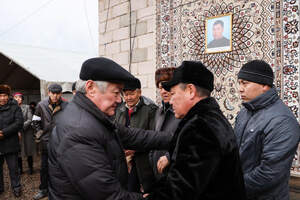 Сапарбаев посетил семью погибшего Дархана Абдрахыма 