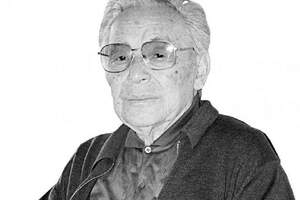 Скончался казахстанский писатель Абдижамил Нурпеисов 