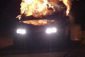 Сожгли авто, требовали самосуд — волнения в Сатпаеве, видео 