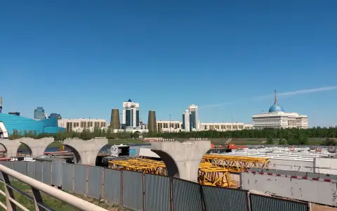 Строительство моста в Астане, май 2019 года