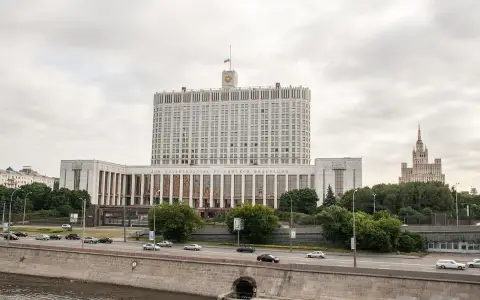Дом правительства России в Москве