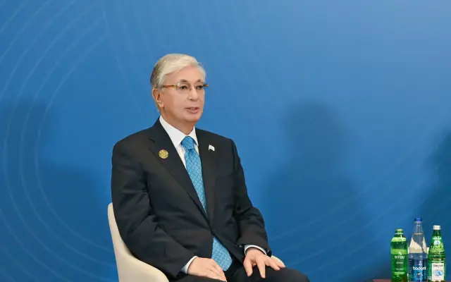 Касым-Жомарт Токаев на саммите СВМДА в Баку, 15 октября 2026 года