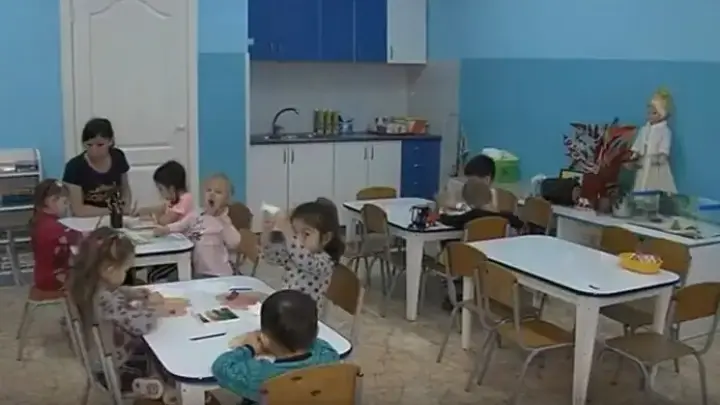 Экономят деньги: государственные детсады начали передавать частникам