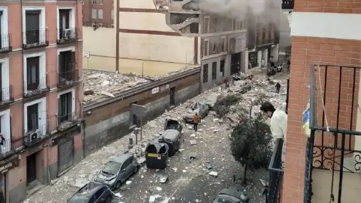 Взрыв в Мадриде разрушил здание в центре города. Видео