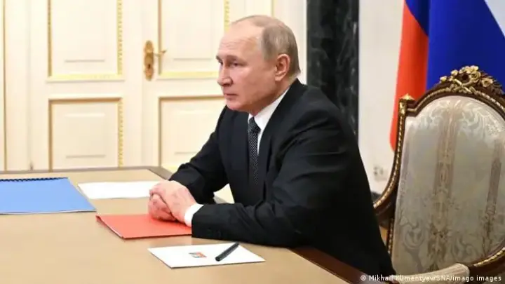 Путин подписал указы о признании ДНР и ЛНР