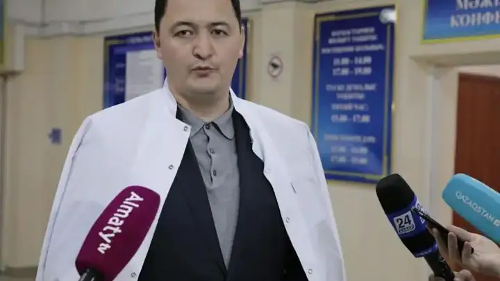 Заразившийся коронавирусом экс-замглавы Минздрава Камалжан Надыров рассказал о самочувствии