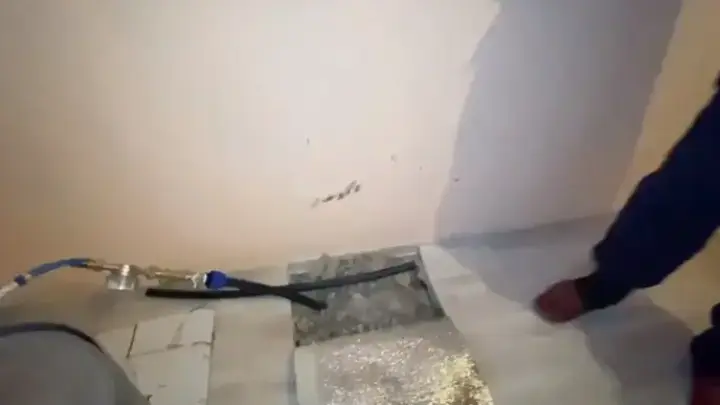 Картонные дома убивают холодом переселенцев по госпрограмме. Видео