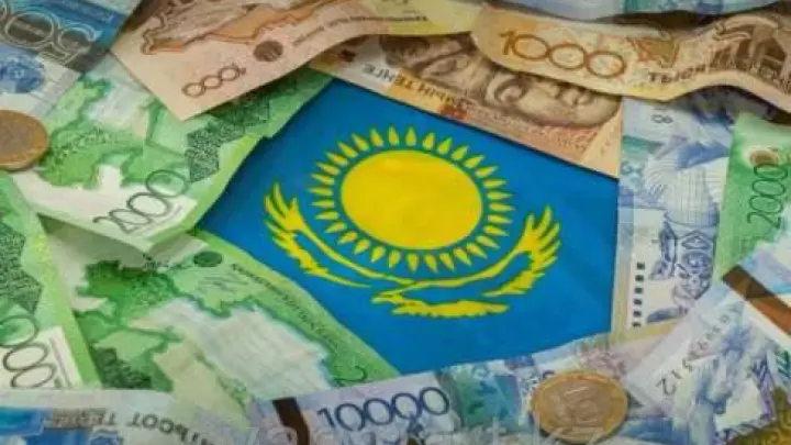 PR-анализ: Правительство Казахстана перекроит бюджет, а Президент подумает о роспуске Парламента