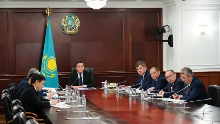 Аскар Мамин поручил всесторонне исследовать причины авиакатастрофы