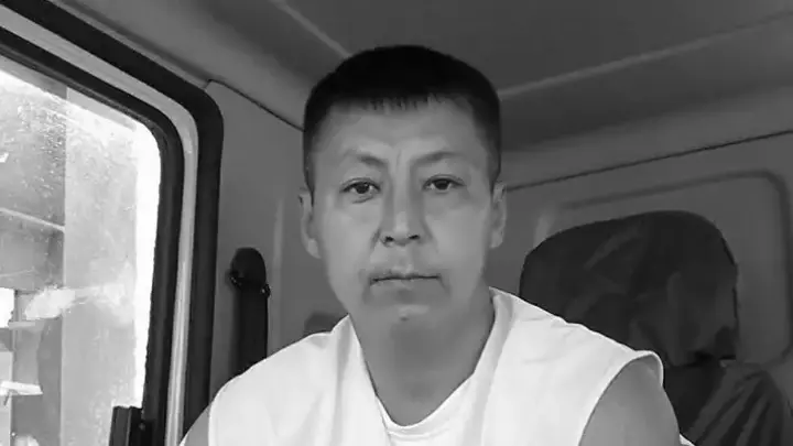 Активист ДВК Дулат Агадил скончался в столичном СИЗО