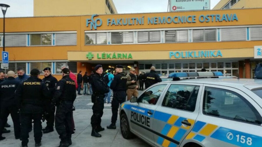 Стрельба произошла в больнице Чехии, шестеро погибли 