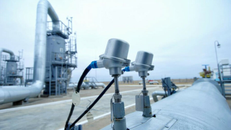 Казахстан запустит систему учета всей нефти и газа в режиме реального времени 