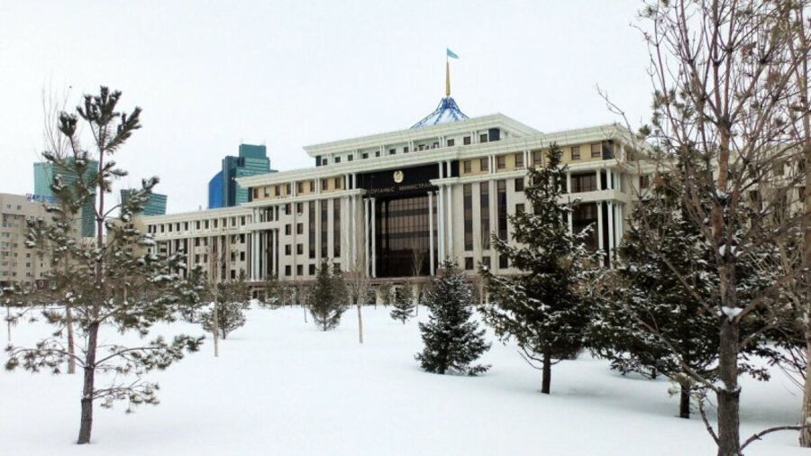 Казахстанский генерал уличен в коррупции 