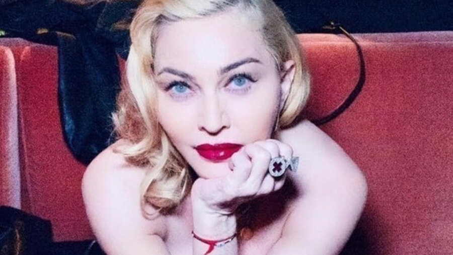 Певица Мадонна переболела COVID-19 