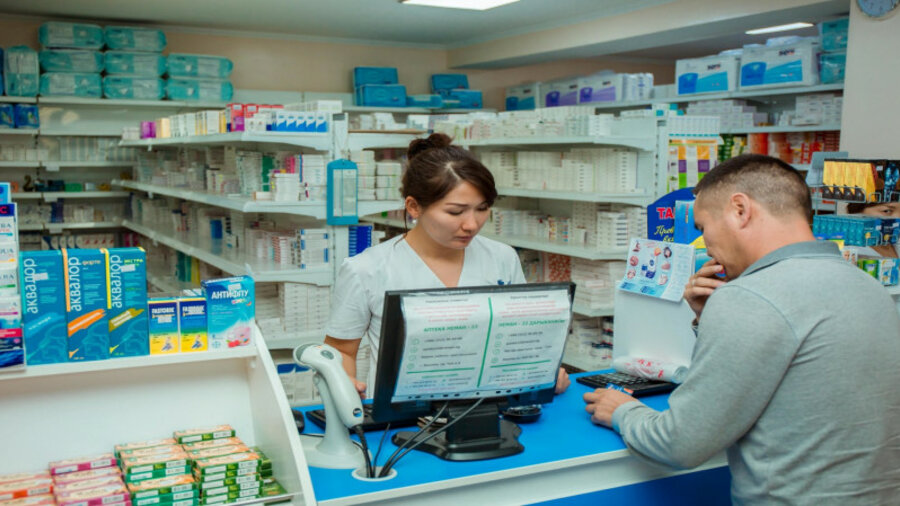 Бесплатными лекарствами обеспечены 1,8 миллиона казахстанцев 