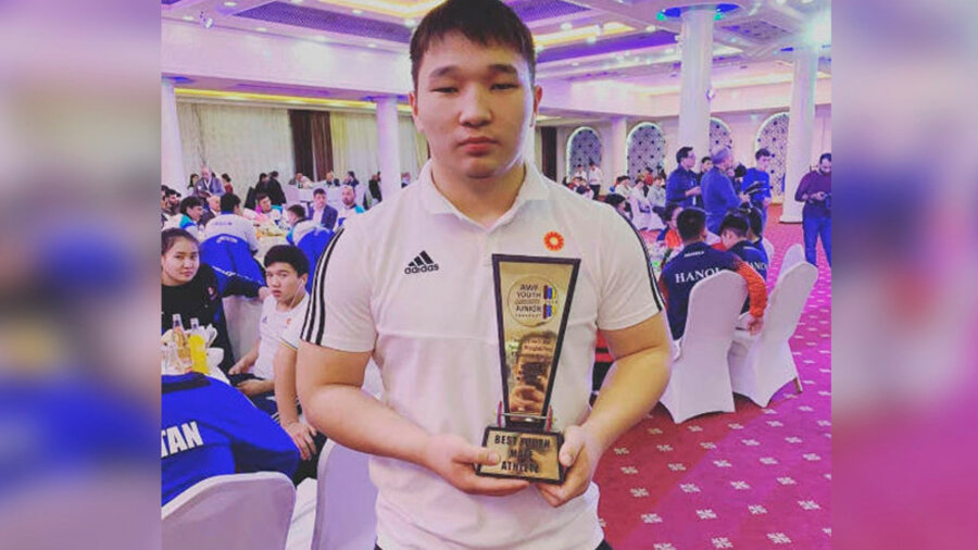 Казахстанец Рахат Бекболат признан лучшим штангистом Азии 
