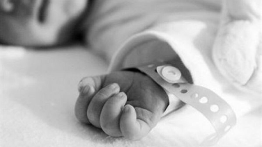 Слепое следование врачебным стандартам убило атырауского малыша, проглотившего батарейку 