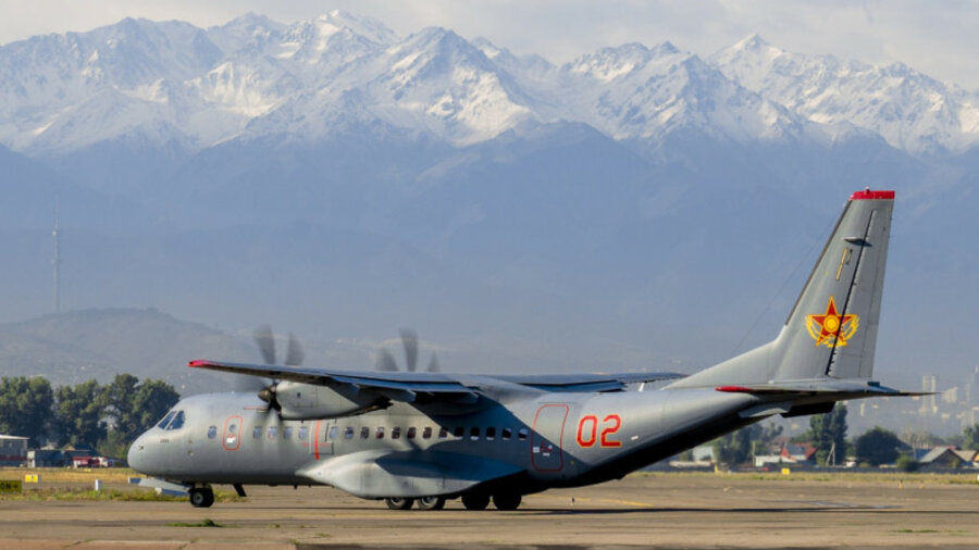 Самолет ВВС Казахстана аварийно посадили на аэродром в Жетыгене. Подробности 