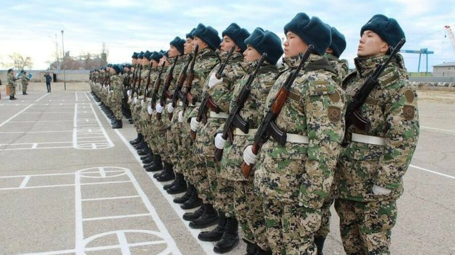 Военнообязанных Казахстана призвали на специальные сборы 
