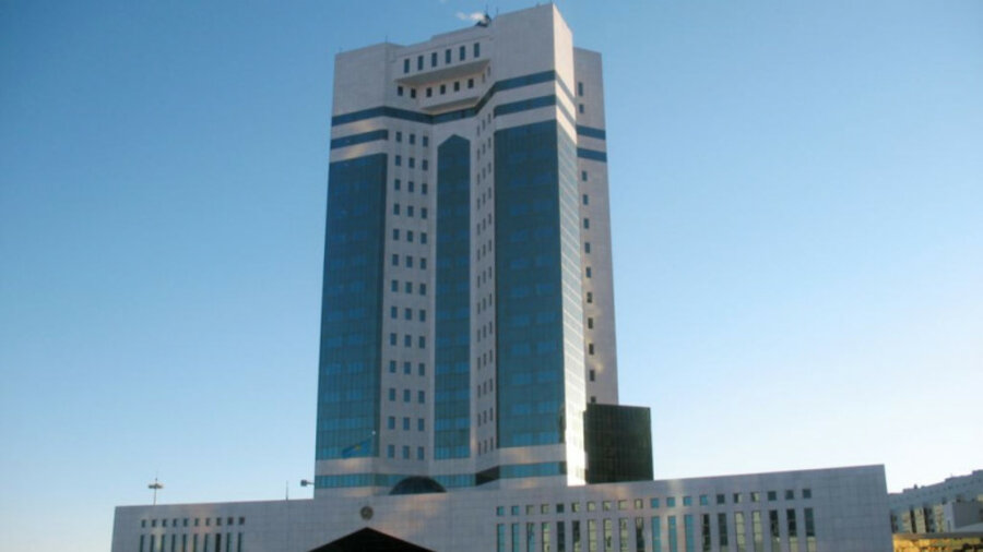 Опубликован состав госкомиссии по обеспечению чрезвычайного положения в Казахстане 