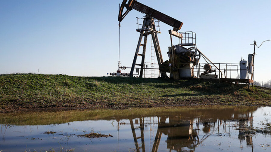 Цена нефти резко снизилась 