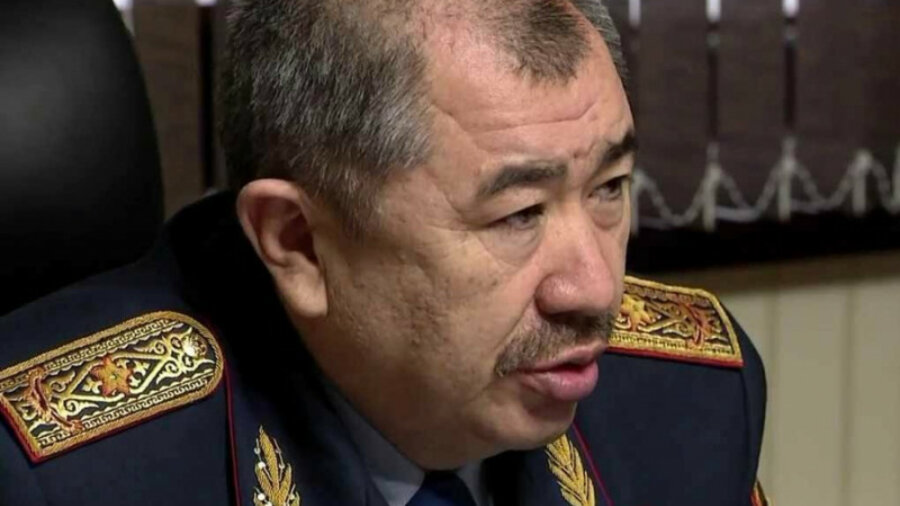 Три версии крушения самолета Bek Air озвучил глава МВД Казахстана 