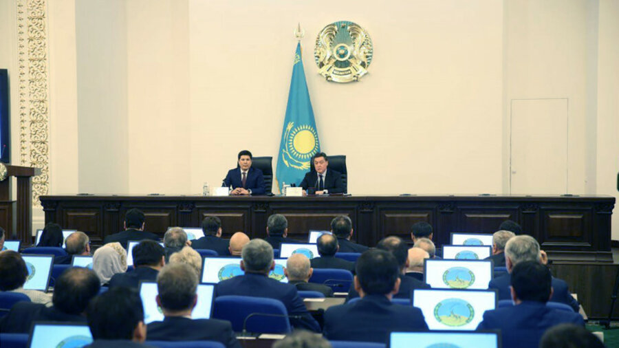 Нового акима Павлодарской области представил премьер-министр Мамин 
