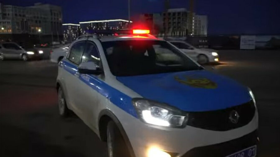 Полиция Нур-Султана наказала до 400 праздных гуляк 