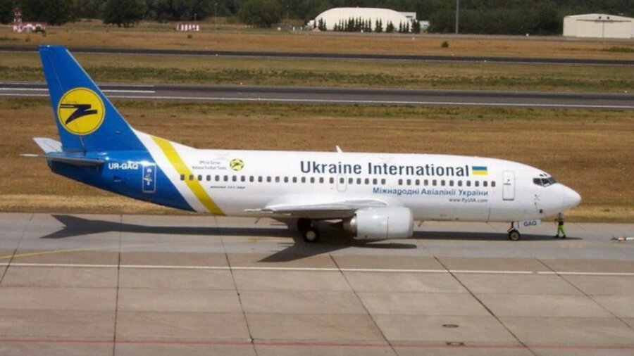Зеленский высказал соболезнования родным и близким жертв крушения украинского лайнера в Иране 