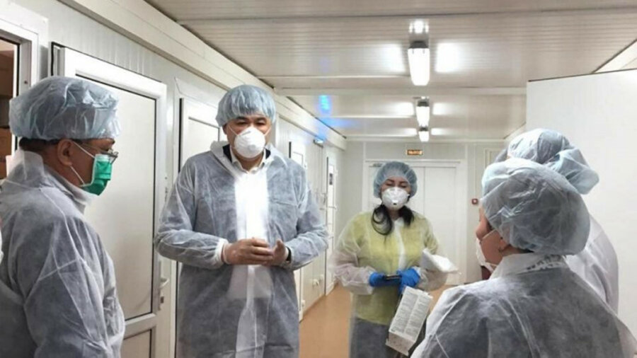 Биртанов проинспектировал новую инфекционную больницу Алматы 