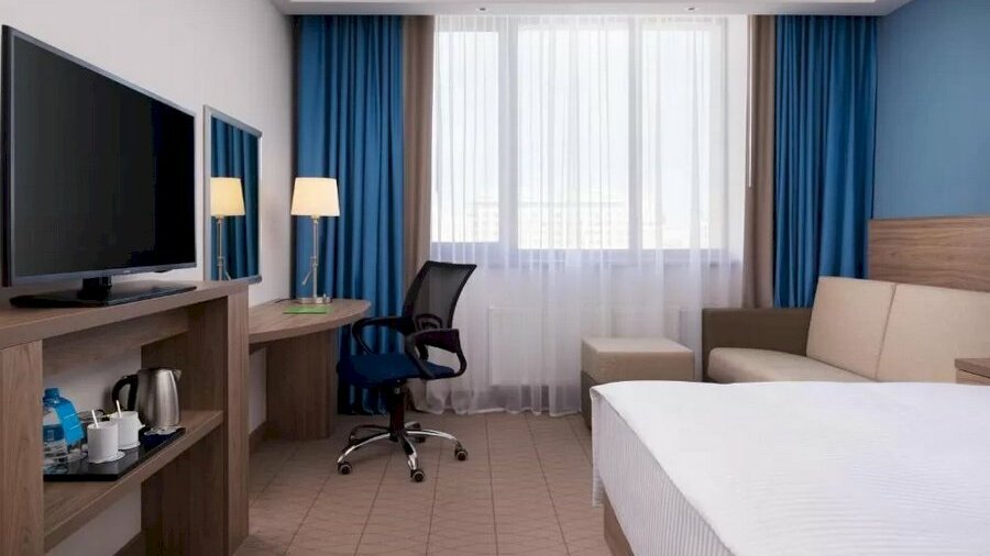 Мажилисменов Казахстана поселят в трехзвездочном отеле на 74 тысячи долларов 